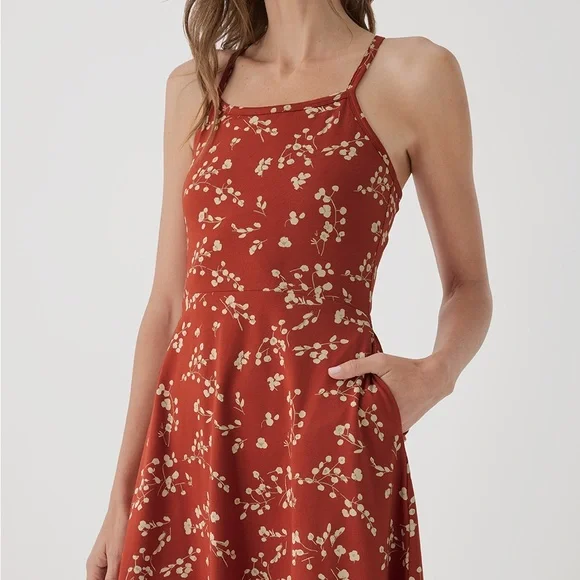 Pact Organic: Elegant Red Floral Midi Dress - Picture 1 of 6